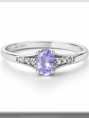 Vintage 14K White Gold Oval Purple Stone Amethyst Ring, Side accent stones 6.5